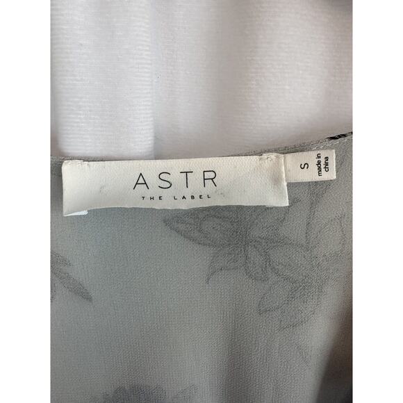 Astr The Label Hadley Maxi Wrap Dress Short Sleeve Floral Lined Size Womens SM - Picture 6 of 10